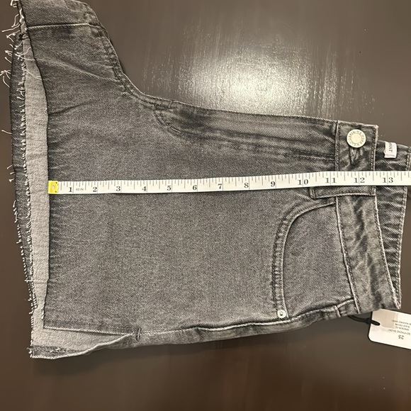 WEWOREWHAT THE BOYFRIEND SHORT RIGID DENIM - Picture 9 of 9